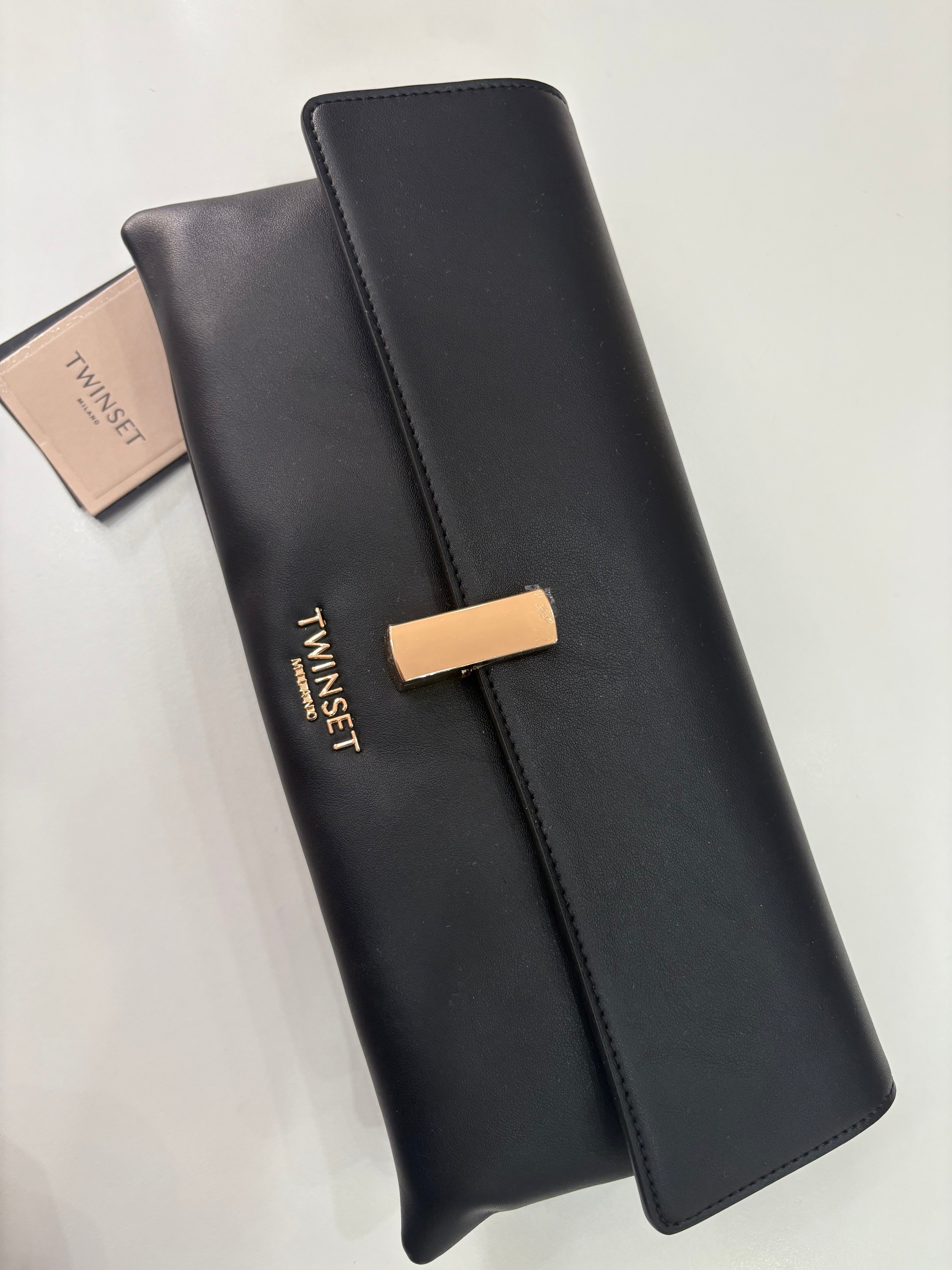 Pochette con tracolla