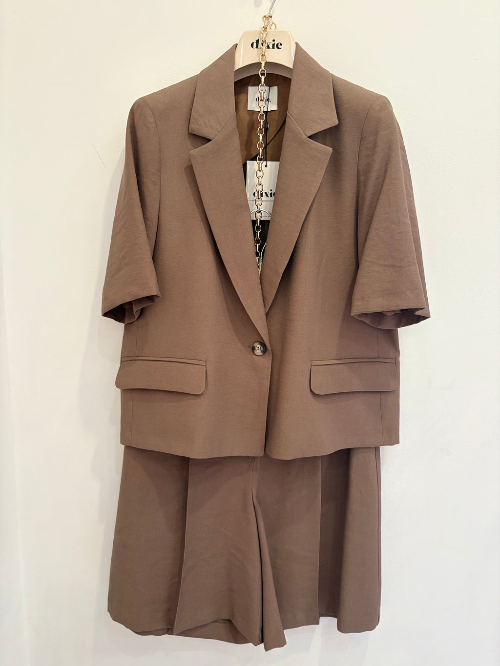 Tailleur con bermuda