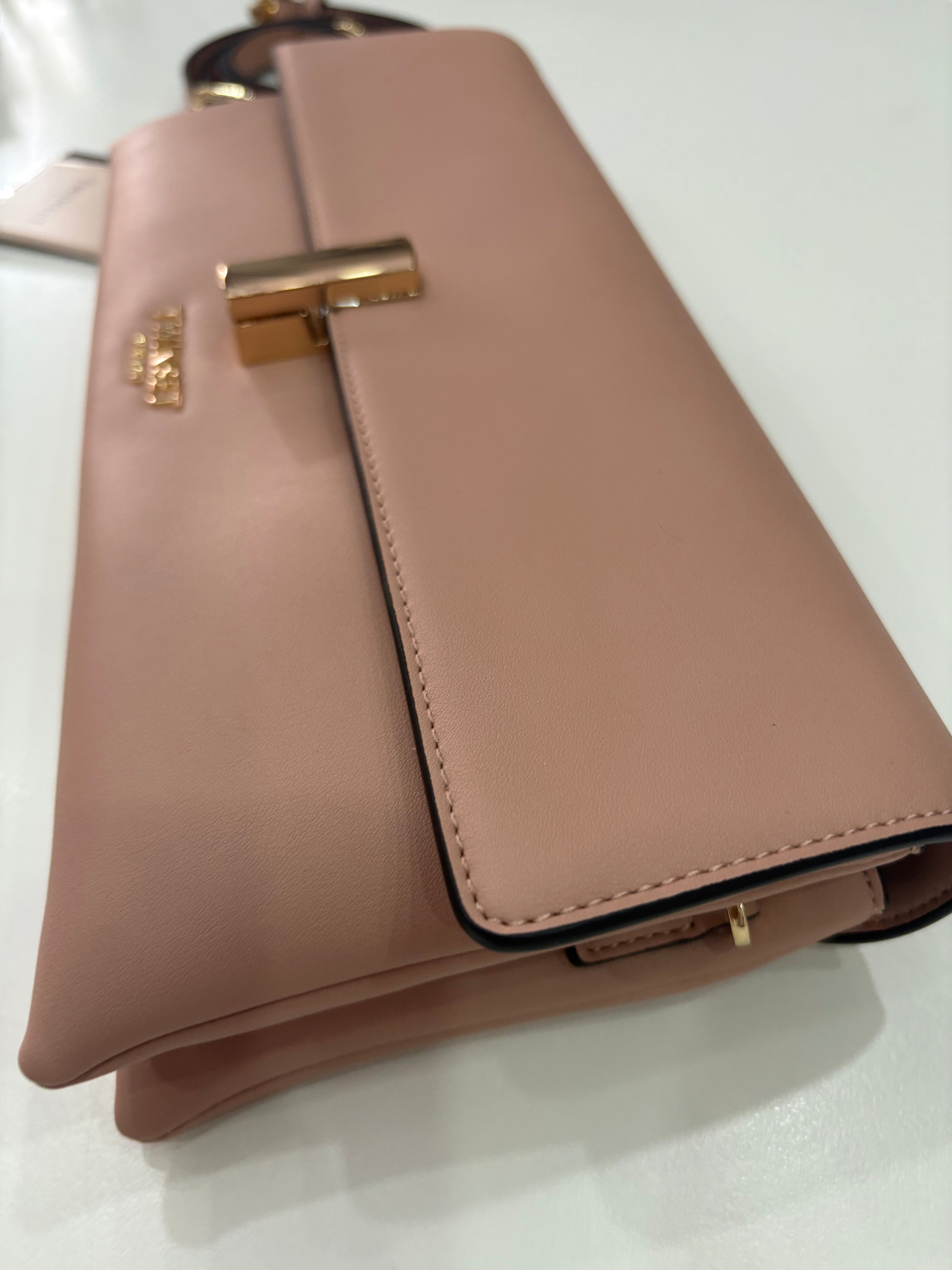 Pochette con tracolla